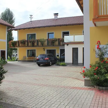 Fruehstueckspension Kibler Bed & Breakfast 2*