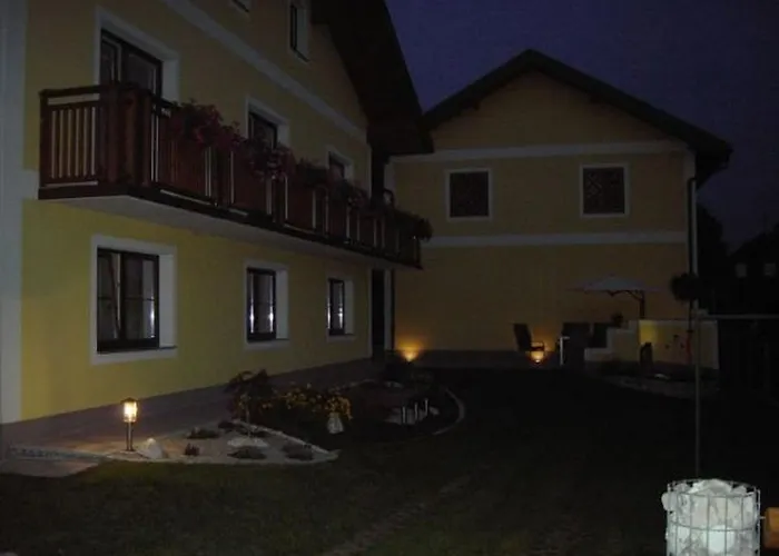 Fruehstueckspension Kibler Sankt Georgen im Attergau